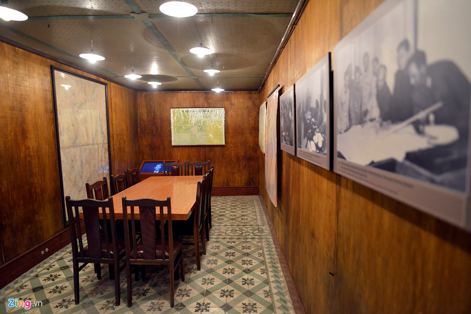 Cận cảnh hầm chỉ huy tác chiến chống bom nguyên tử ở Hà Nội